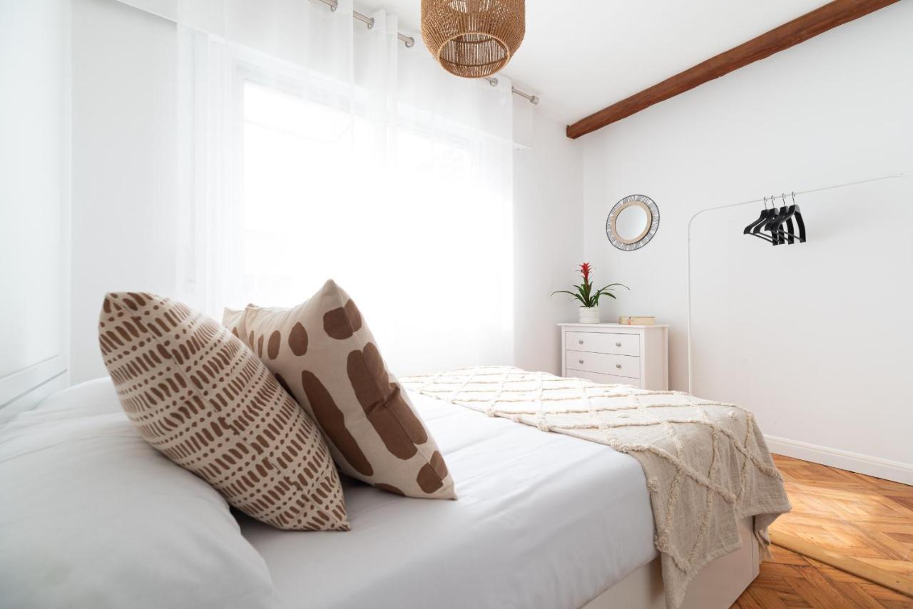 Moderno Apartamento Con Parking Vigo Exterior foto