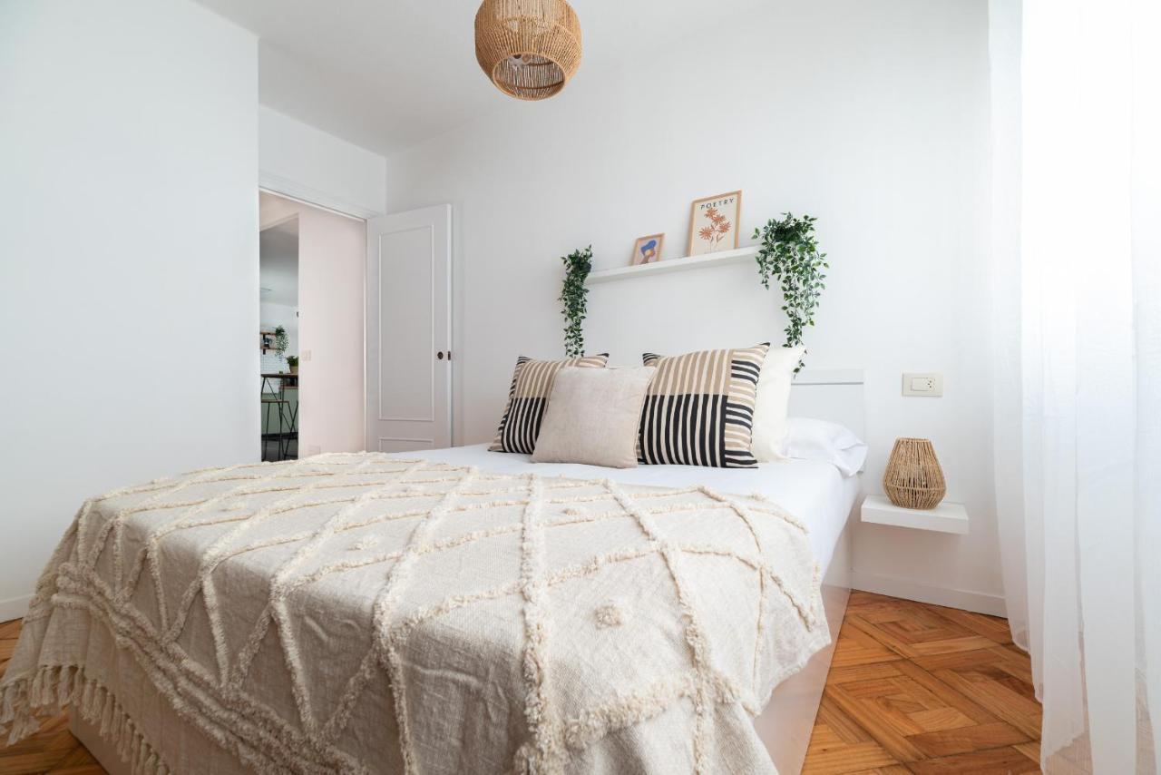 Moderno Apartamento Con Parking Vigo Exterior foto